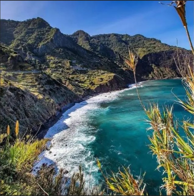 Pulau Madeira, Kampung Halaman Christiano Ronaldo Kembali Menjadi Pulau Terbaik
